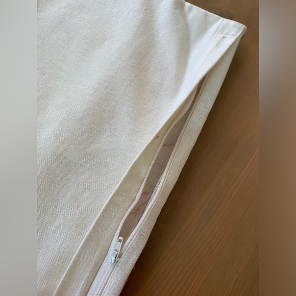 Embroidered pillow cover - Picture 3 of 5